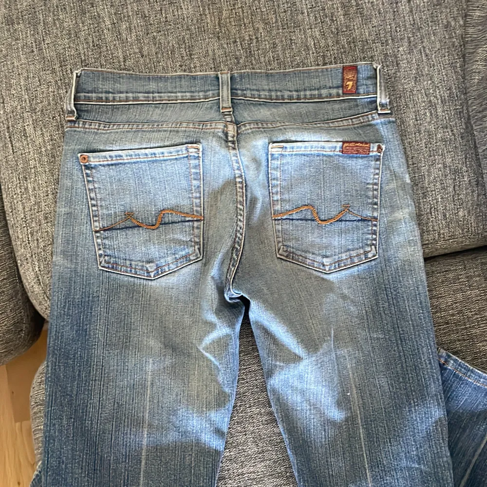 lågmidjade bootcut . Jeans & Byxor.