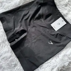 Brand new black gym shorts (sweat seamless collection) from Gymshark, with tags.  Never used/worn; perfect condition🖤 On site price: 439sek 