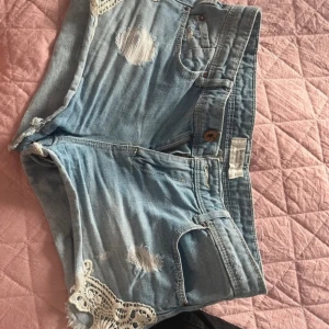 Jeans shorts - Ett par superfina jeansshorts som inte kommer till användning!