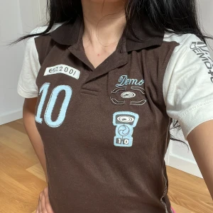 pikétröja -  superfin pikétröja. Barn storlek men passar mig som S 🩷🩷😸😸😸