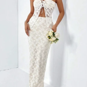 Vitt sett  - (INTE MINA BILDER) Superfint sett som är helt oanvänt! Köptes för 170