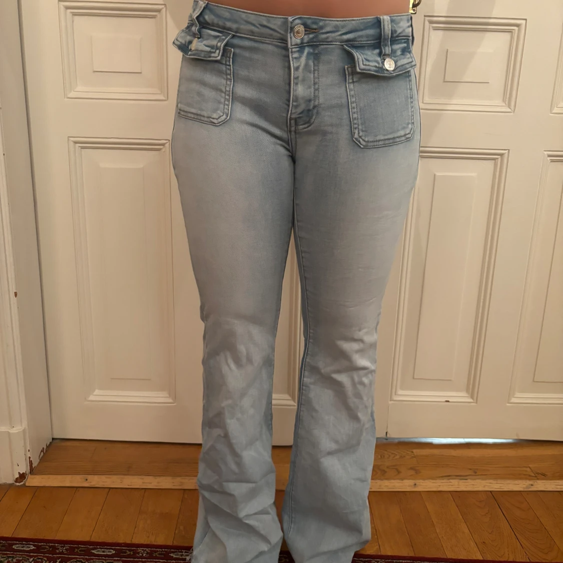 lågmidjade jeans