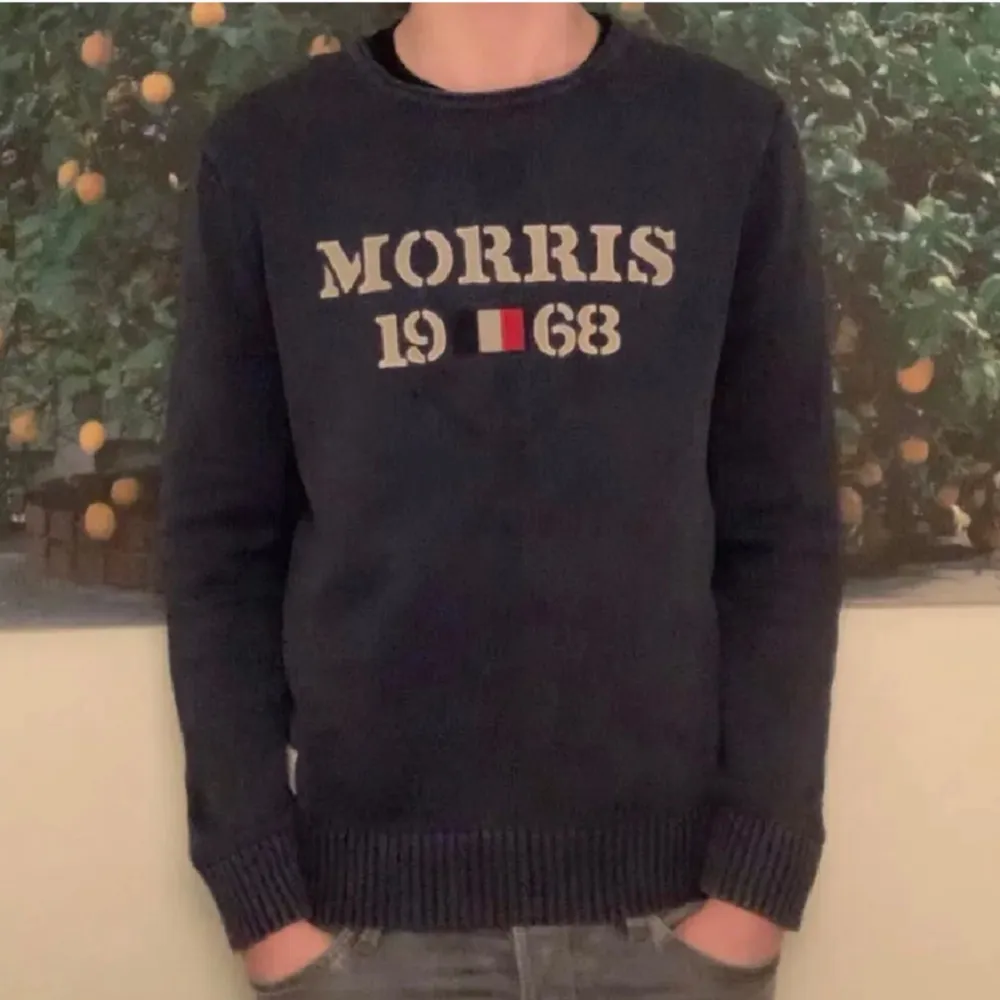 Morris tröja | skick: 10/10 (lite stor i kragen, kan dock vara modellen) | storlek: M | nypris: 1499:- | Mitt pris: 150:- | frågor? Skriv! . Tröjor & Koftor.