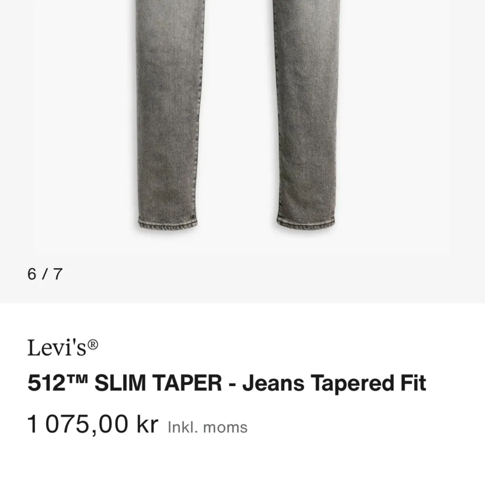 Välanvända men riktigt snygga och sitter riktigt perfekt 👌  Size 31/32. Jeans & Byxor.