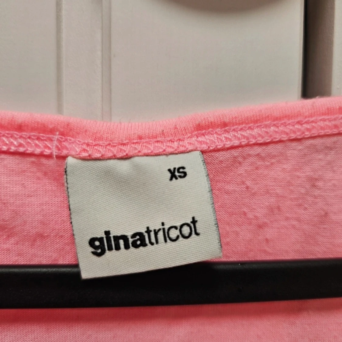 Rosa linne från Gina Tricot - 91