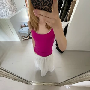 Linne - Säljer mitt fina rosa zara linne som aldrig är användt ❤️ storlek s, original pris: 99kr, mitt pris: 49kr ❤️