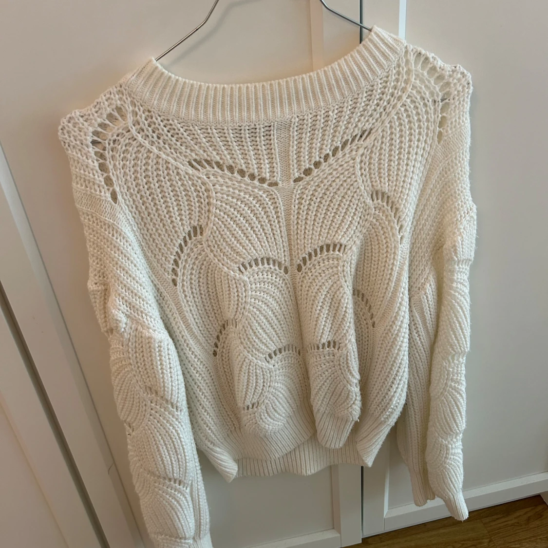 Stickad tröja  - 91