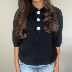 Trekvartsärmad stickad tshirt - Fin Trekvartsärmad stickad tshirt💕