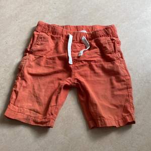 Orangea shorts!