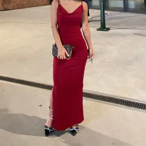 Klänning - Använd en gång