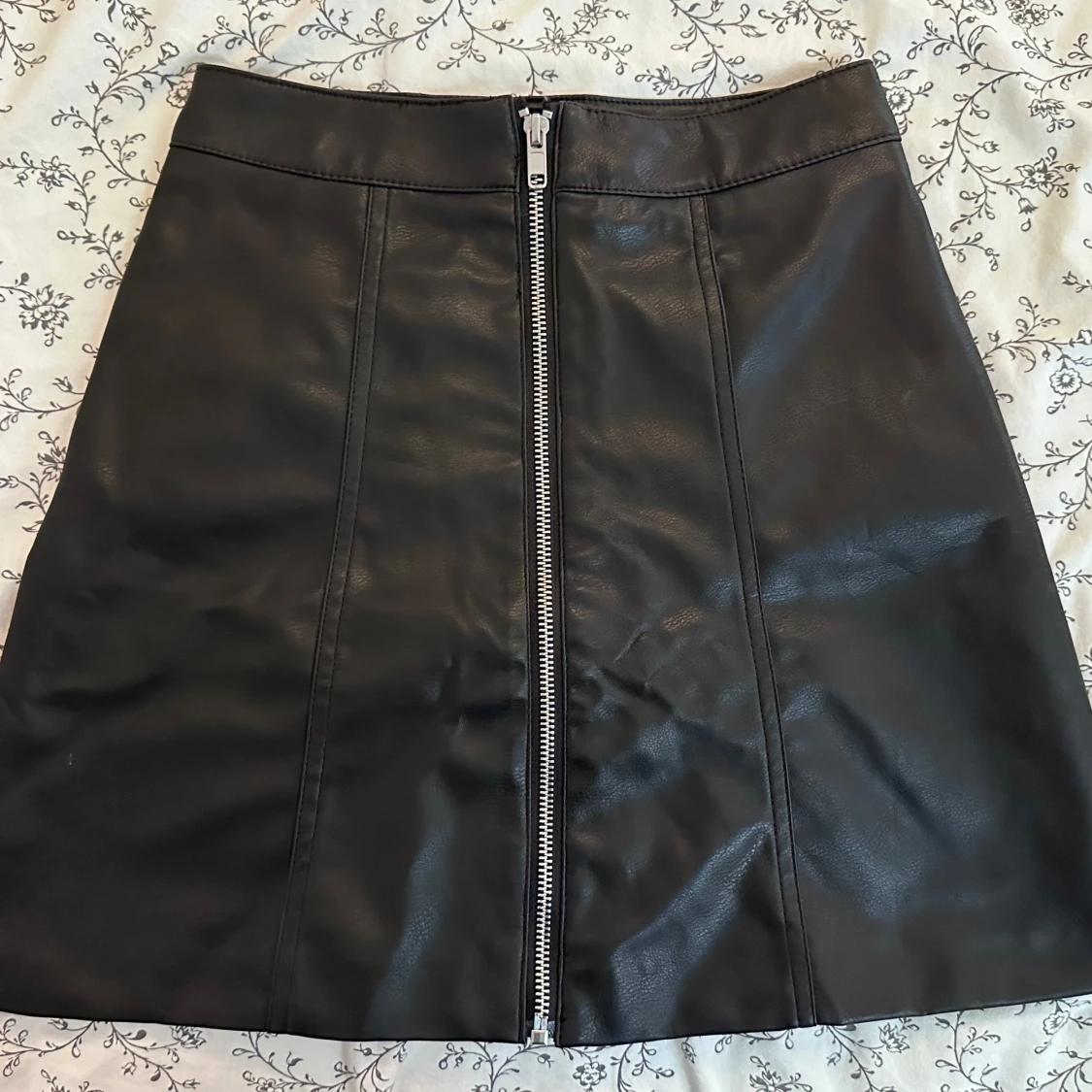 Leather skirt