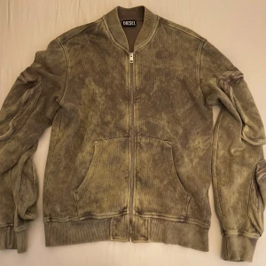 Diesel sweater - Använd bara 2 gånger. Precis som ny!