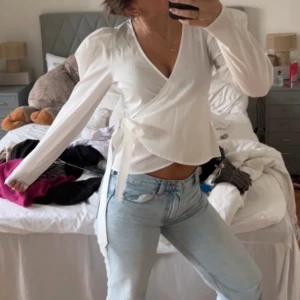 Blus - Super fin, aldrig använt.