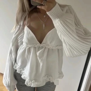 Topp - Fin topp som tyvärr var för stor för mig🤍