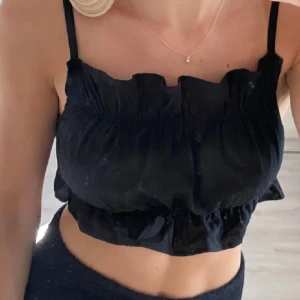 Topp - Svart topp från HM storlek 38