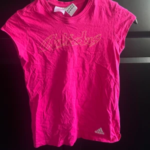 Träningströja  - Rosa träningströja från adidas.