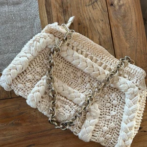 Väska  - Jättefin väska ifrån zara!!💞💞