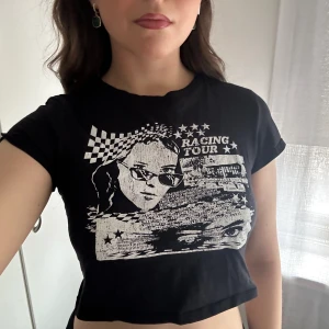 Topp - Topp från hm! Använd men i bra skick❤️