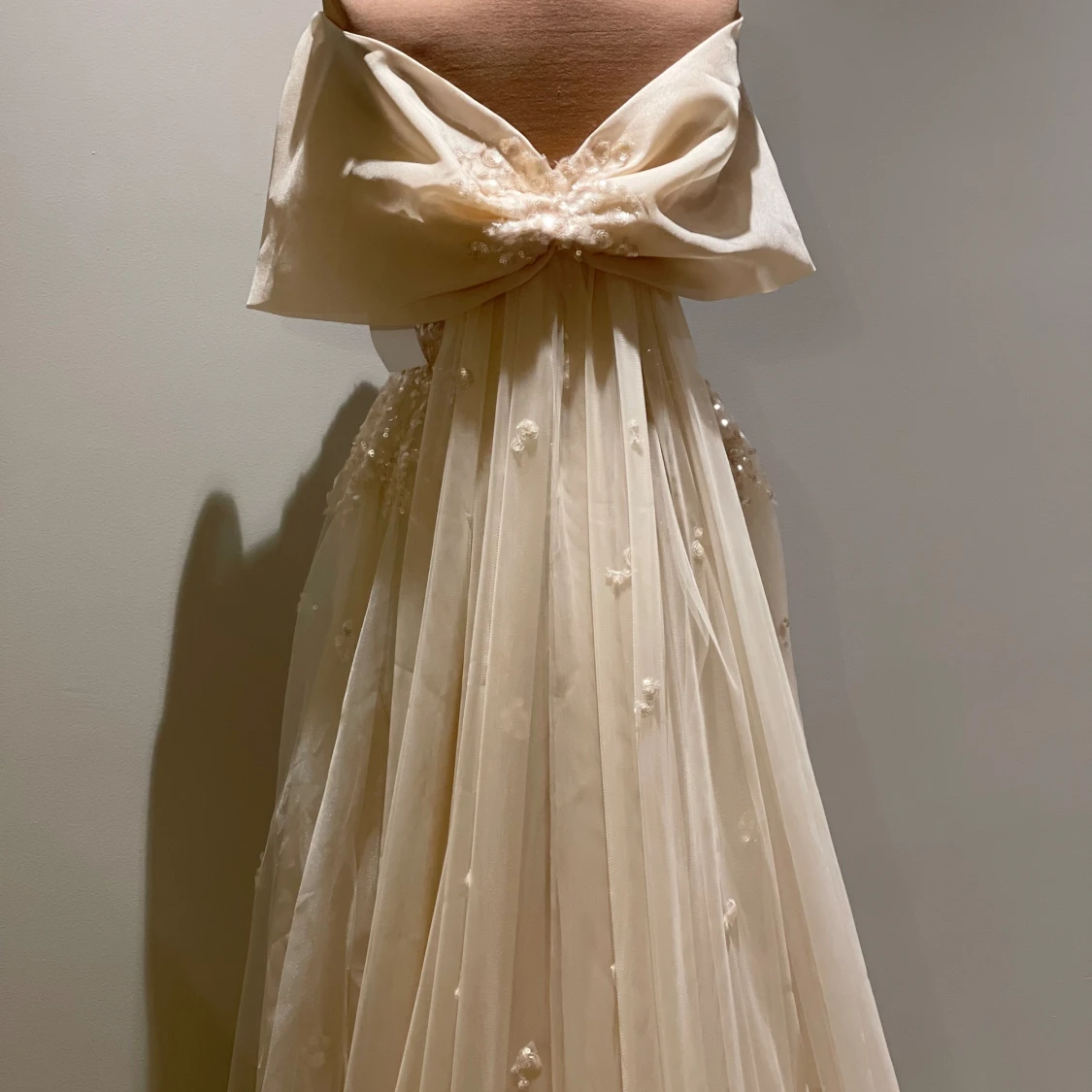 Helt ny festklänning  - 91