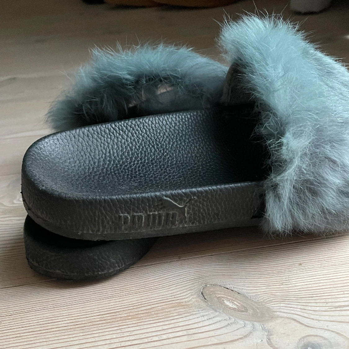 Fluffiga tofflor - 91