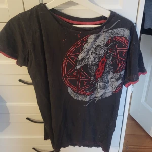 Slipknot IOWA t-shirt - Säljer då min stil ändrats Knappt använd