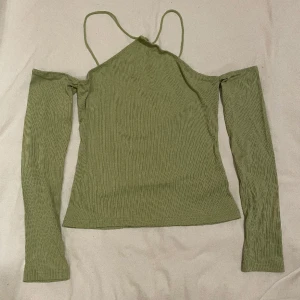 Tröja - Söt sommartop, aldrig använd☁️Frakt tillkommer📦