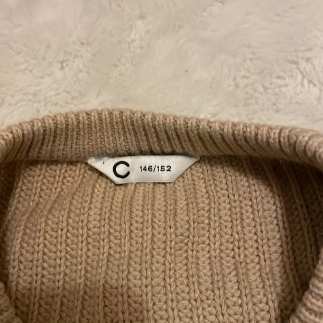 Fin randig baströja - 90