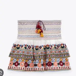 INTRESSEKOLL Slutsåld populär zara kjol i s💓 bra skick ! köpt för 400