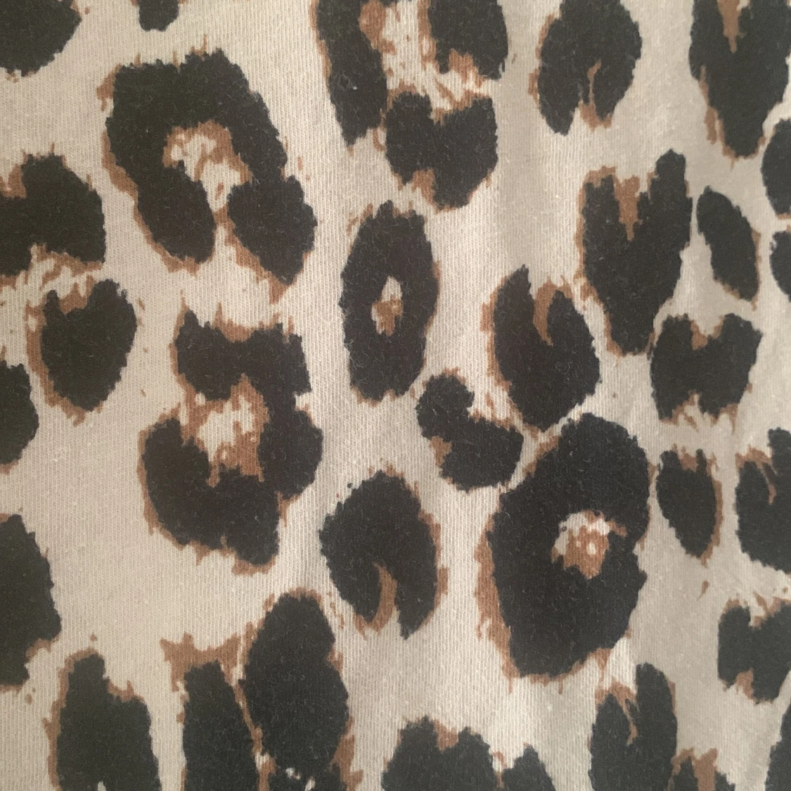 Leopardig tröja  - 90