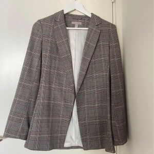 Kavaj  - Använts få gånger (ny) 