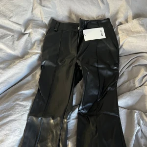 Skinnbyxor  - Helt oanvända med prislapp kvar! 