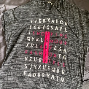 Tröja  - Ville sälja min älskade tröja. L