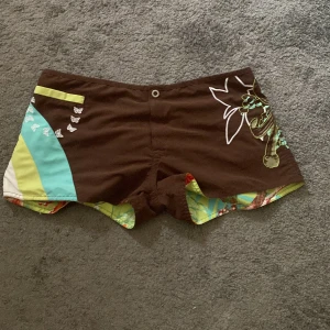 Bad shorts  - Ett par bad shorts som är oanvända 