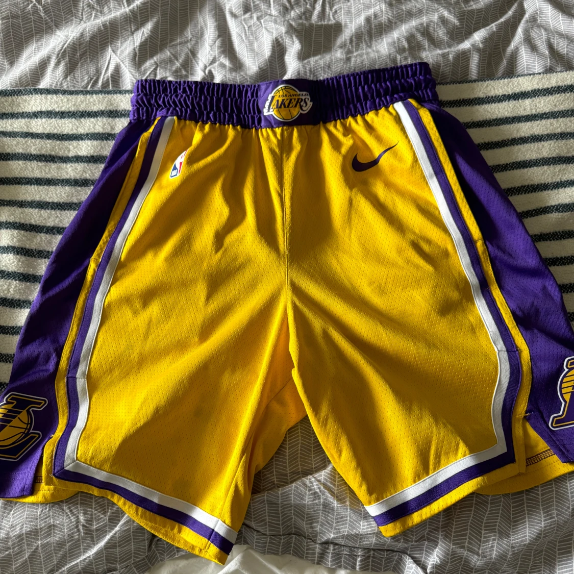 Lakers shorts