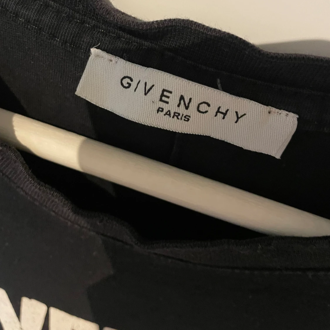 Givenchy T-shirt  - 90