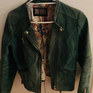 Jacka - Väldigt bra 