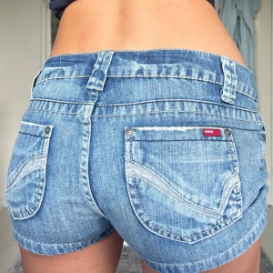 Shorts - Midjemått: 40.5cm rakt över 💕