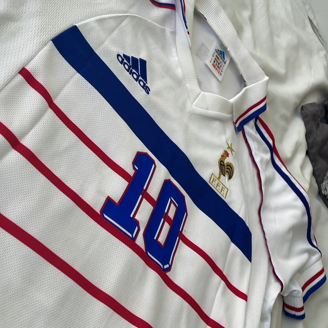 Snygg Fotbollströja till sommaren - 90