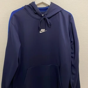 Nike hoodie / huvtröja  - Storlek: L.