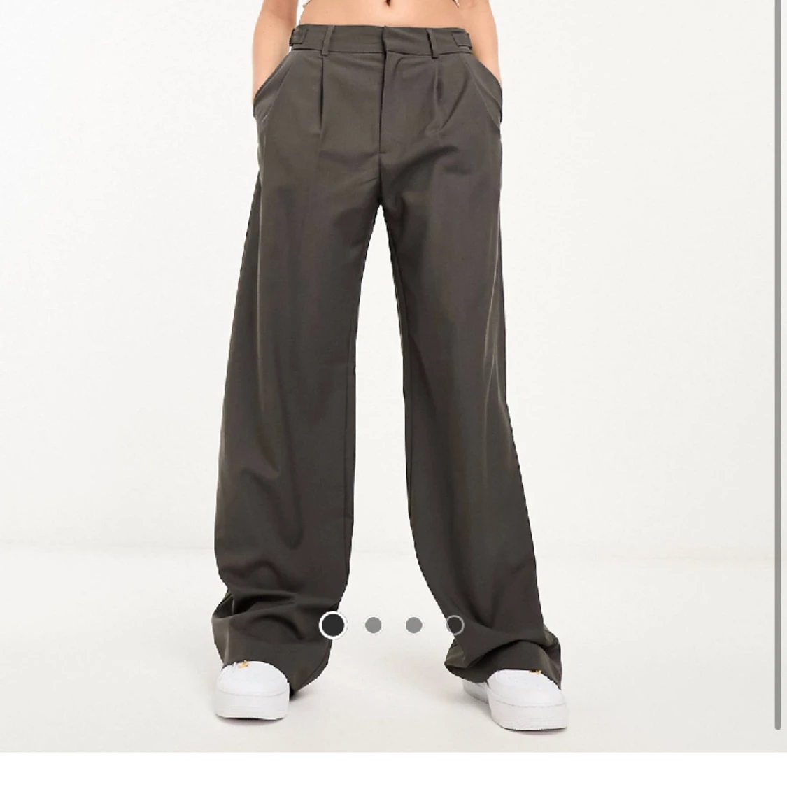 Kostymbyxor Stradivarius NYA