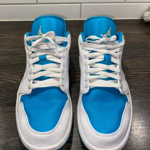 Nike Air Jordan 1  - Sköna skor, använd i gott skick
