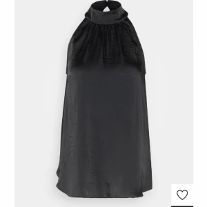 Trendig blus  - Säljer denna superfina satin blus! från Zalando❣️300kr+frakt