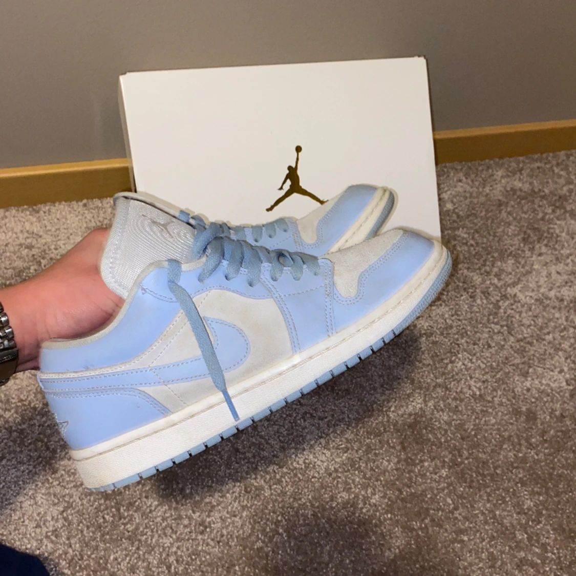 Jordans 1 low Football gray Aluminium