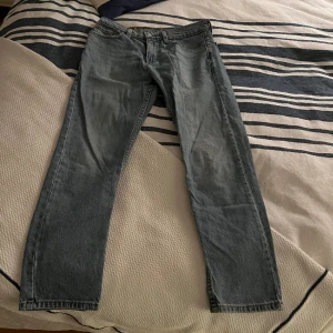 Levi’s 502 - Bra skick i storlek 30/30 och är knappt använda.