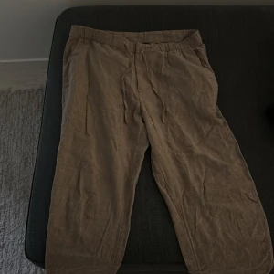 Linne byxor - Linne byxor bruna från hm