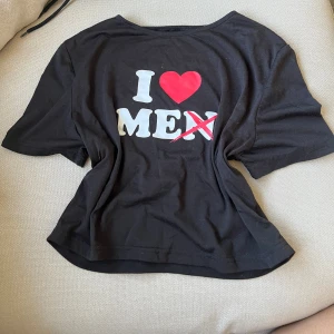 I <3 ME babytee - Använd typ 4 ggr