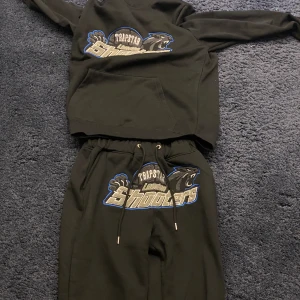 Trapstar shooter  - Jag säljer min trapstar shooter därför att den inte används längre. Den är i jätte bra skick.