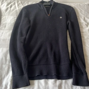 Säljer denna Morris som var för stor  - Skick 9/10 köpt från Morris säljer den för den är för stor.