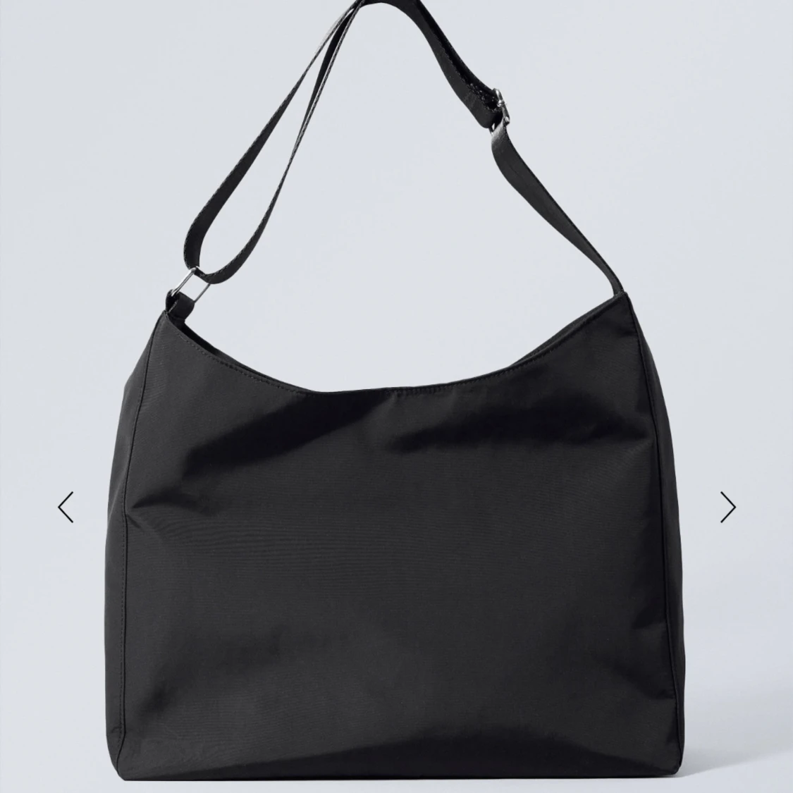 Weekday - SHOPPER - 90