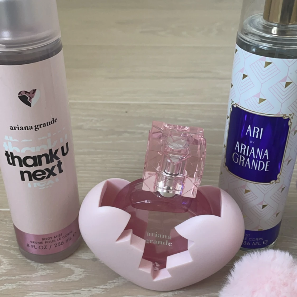 Ariana grande parfymer - 91